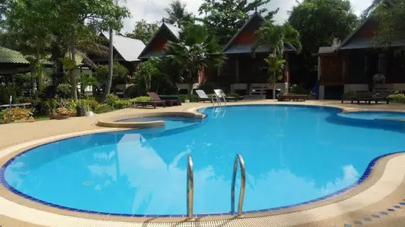 Dewshore Resort | Surat Thani (vilayet) - Koh Phangan