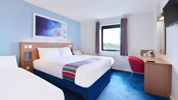 Travelodge Liverpool Stonedale Park | Merseyside (ilçe) - Liverpool (ve civarı) - Liverpool