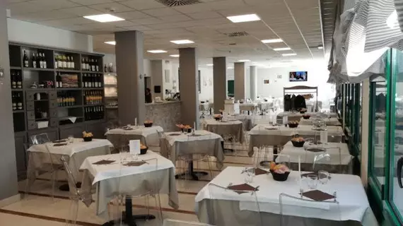 Hotel Glis | Piedmont - Turin (ve civarı) - San Mauro Torinese