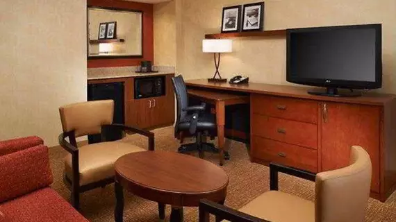 Courtyard by Marriott Detroit Metropolitan Airport Romulus | Michigan - Detroit (ve civarı) - Romulus