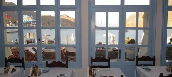 Pedi Beach Hotel | Ege Adaları - Sömbeki - Pedi