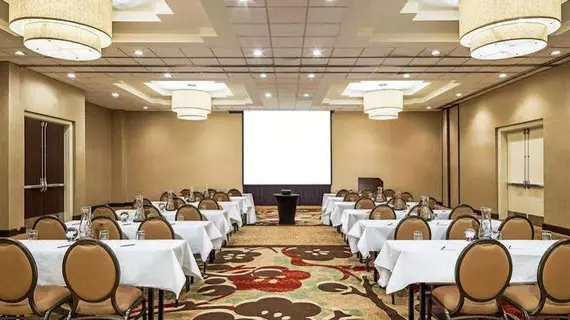 Sheraton Edison Hotel Raritan Center | New Jersey - Franklin Township - Somerset (ve civarı) - Edison