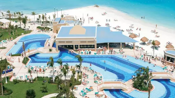 Riu Caribe All Inclusive | Quintana Roo - Benito Juárez - Cancun (ve civarı) - Oteller Bölgesi - Avenida Kukulkan