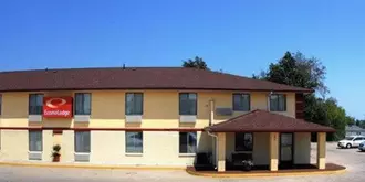 Econo Lodge Lansing - Leavenworth