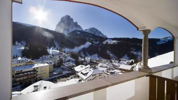 Hotel Interski | Trentino-Alto Adige - Güney Tirol (il) - Santa Cristina Val Gardena