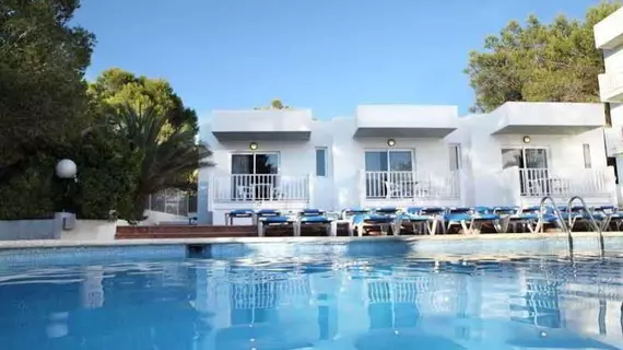 AzuLine Apartamentos Costa Mar | Balearic Adaları - İbiza Adası - Sant Antoni de Portmany