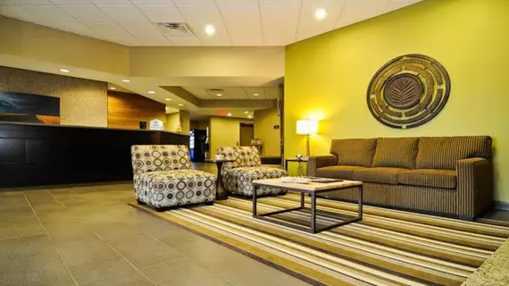 Best Western Plus Night Watchman Inn & Suites | Kansas - Greensburg