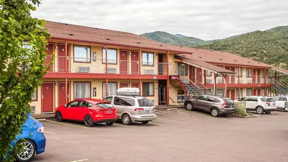 Econo Lodge | Oregon - Medford (ve civarı) - Ashland