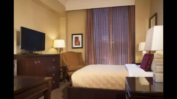 Royal Crescent Hotel | Louisiana - New Orleans (ve civarı) - New Orleans - Merkezi İş Bölgesi