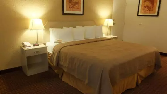 Quality Inn & Suites Lake Havasu City | Kaliforniya - San Bernardino County - Lake Havasu City