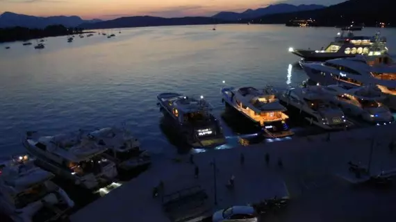 The Manessi Hotel | Attica - Poros