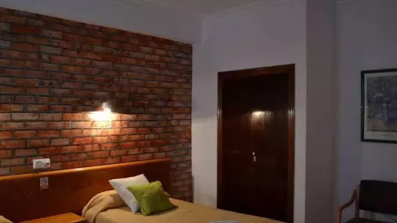 Hostal Mar del Plata | Balearic Adaları - Mayorka Adası - Palma de Mallorca - El Arenal