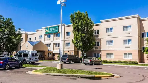 Quality Inn & Suites Golden | Kolorado - Denver (ve civarı) - Golden