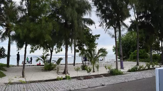 Transit Beach View | Maldivler - Kaafu Atoll - Hulhumalé Adası