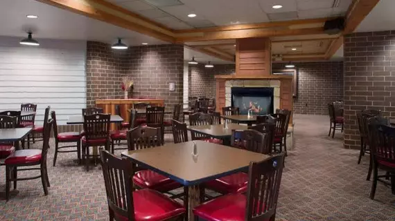 Best Western Plus Executive Residency Waterloo & Cedar Falls | Iowa - Waterloo (ve civarı) - Waterloo