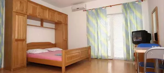 Apartments Buljubasic | Split-Dalmaçya - Makarska