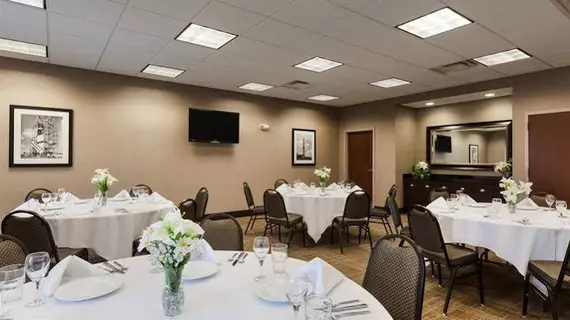 Homewood Suites by Hilton Huntsville-Downtown | Alabama - Huntsville (ve civarı) - Huntsville