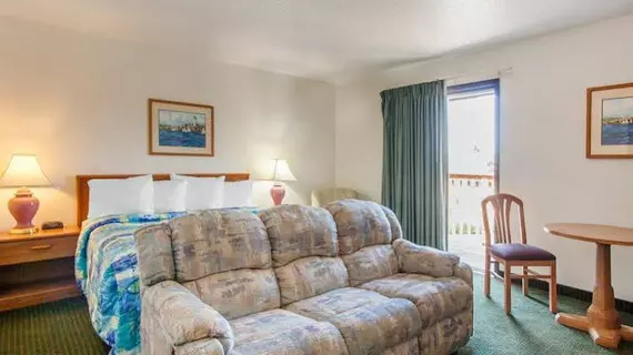 Econo Lodge Lincoln City | Oregon - Oregon Coast - Lincoln City