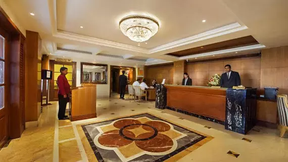 Hotel Parle International | Maharaştra - Raigad - Bombay (ve civarı) - Bombay - Malad - Batı Banliyöleri