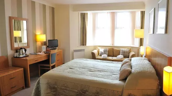 Carousel Hotel | Lancashire (kontluk) - Blackpool - Güney Sahili