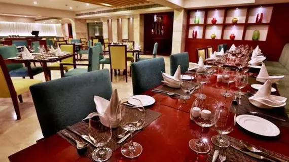 Golden Tulip Vasundhara | Batı Delhi - Ulusal Eyalet Başkenti Delhi - Delhi (ve civarı) - Noida