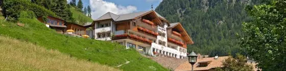 Hotel Interski | Trentino-Alto Adige - Güney Tirol (il) - Santa Cristina Val Gardena