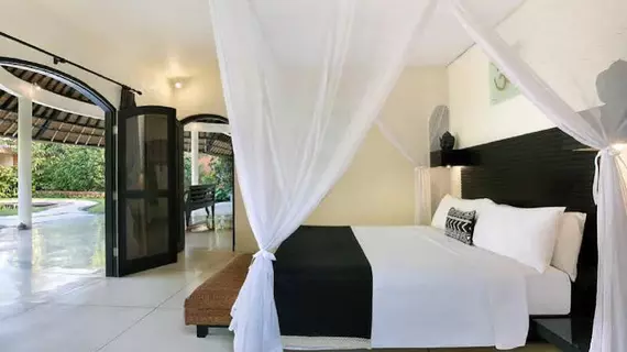 Impiana Private Villas Seminyak | Bali - Badung - Günbatımı Yolu