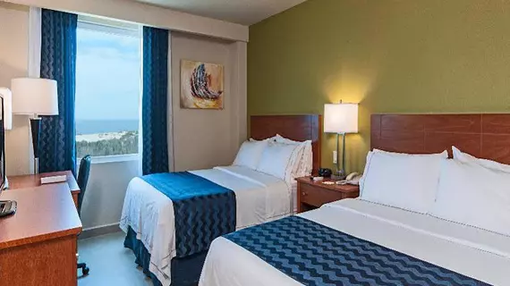 Holiday Inn Express Cabo San Lucas | Baja California Sur - Los Cabos - Los Cabos (ve civarı) - Cabo San Lucas - El Tezal