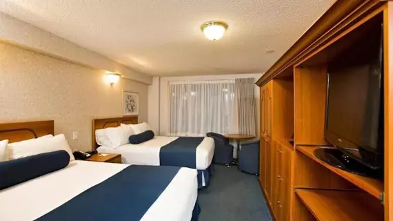 Red Carpet Inn | Alberta - Banff