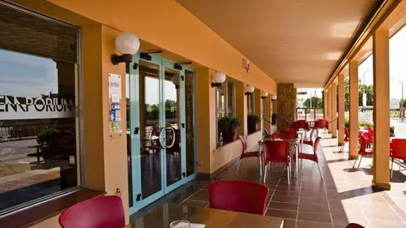 Hotel Emporium | Katalonya - Girona İli - Alt Empordà - Castello d'Empuries