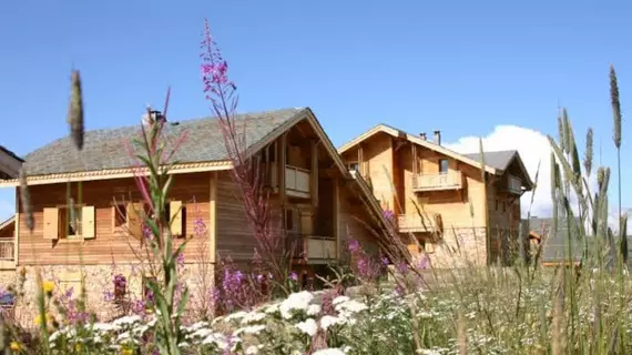 Madame Vacances Les Chalets de l'Altiport | Auvergne-Rhone-Alpes - Isere - Huez