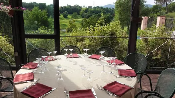 Hostellerie Du Golf | Piedmont - Turin (ve civarı) - Pecetto Torinese