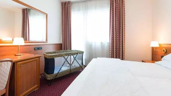 Airport Hotel Bergamo | Lombardy - Bergamo - Bergamo (ve civarı) - Bagnatica