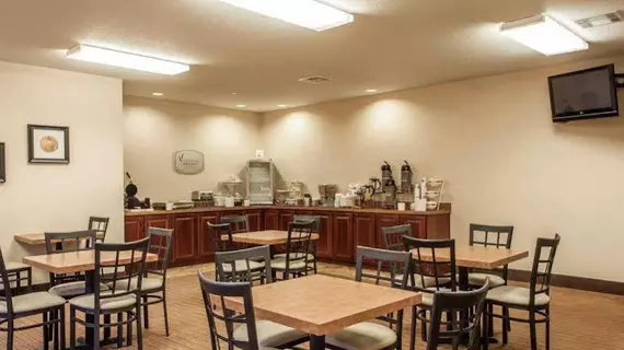 Sleep Inn & Suites Coffeyville | Kansas - Independence (ve civarı) - Coffeyville