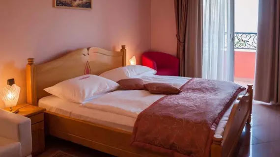 Hotel Miramare | Sibenik-Knin - Vodice