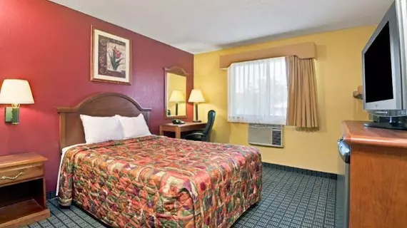 Days Inn - Torrington | Connecticut - Torrington (ve civarı) - Torrington