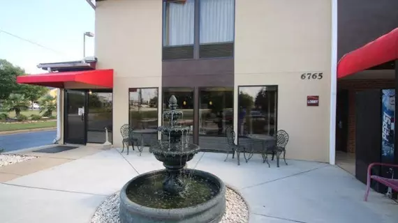 Econo Lodge Spartanburg | Güney Karolayna - Greenville - Spartanburg (ve civarı) - Spartanburg