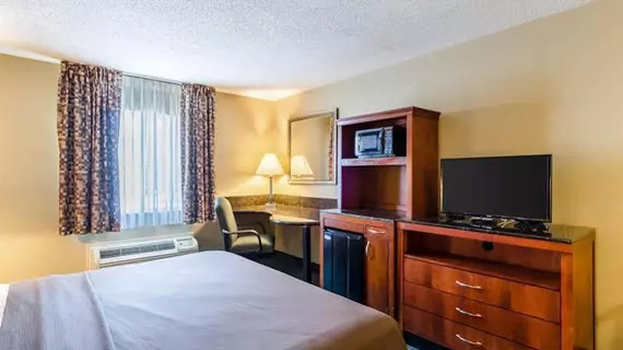 Quality Inn Chicopee/Springfield | Massachusetts - Springfield (ve civarı) - Chicopee