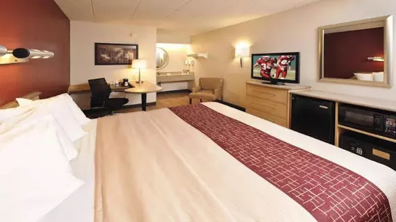 Red Roof Inn Greenville | Güney Karolayna - Greenville - Spartanburg (ve civarı) - Greenville