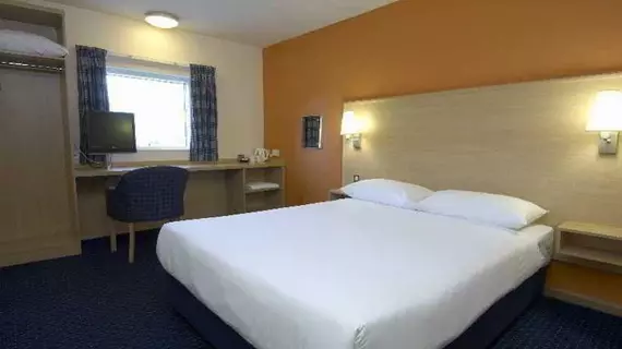 Travelodge Liverpool | Merseyside (ilçe) - Liverpool (ve civarı) - Liverpool - St George's Quarter