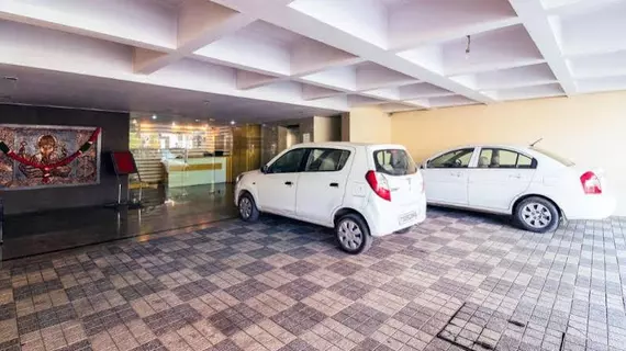 FabHotel Vinflora Banjara Hills | Telangana - Haydarabad (ve civarı) - Haydarabad - Srinagar Colony