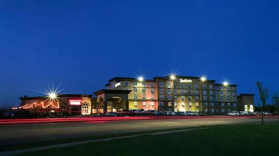 Radisson Hotel & Suites Fort McMurray | Alberta - Fort McMurray