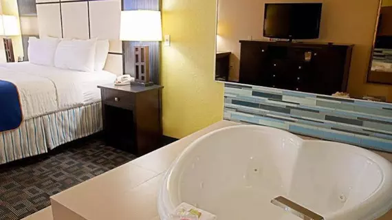 Super 8 Motel - Irving/DFW Apt/North | Teksas - Dallas (ve civarı) - Irving