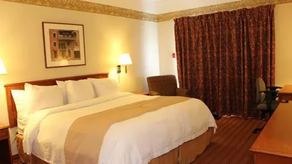 Lakeview Inn and Suites Halifax | Nova Scotia - Halifax (ve civarı) - Halifax