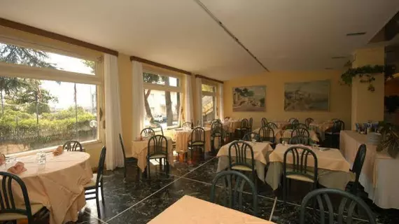 Hotel Palace | Liguria - Savona (il) - Varazze