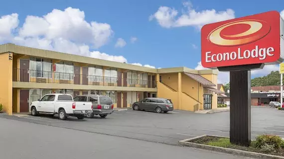 ECONO LODGE GALLATIN | Tennessee - Nashville-Davidson - Nashville (ve civarı) - Gallatin