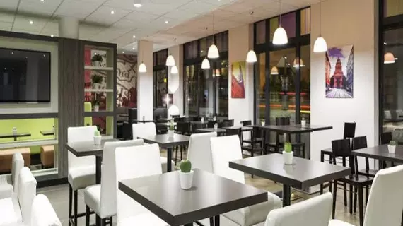 ibis Styles Hotel Brussels Centre Stéphanie | Brüksel (ve civarı) - Brüksel