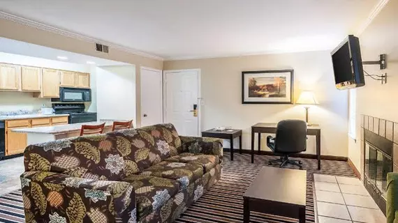 Quality Suites | Maryland - Baltimore (ve civarı) - Hunt Valley