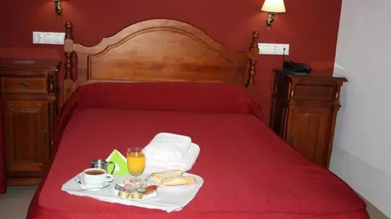 Hotel Marisa | Andalucia - (vilayet) Cordoba (Kurtuba) - Cordoba - Distrito Centro