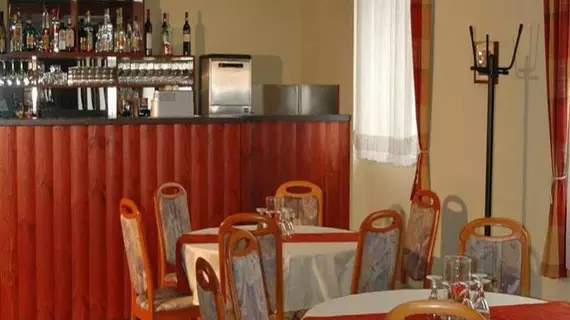 Hotel Berlin | Pest County - Budapeşte (ve civarı) - Budapeşte Kent Merkezi - Ujbuda